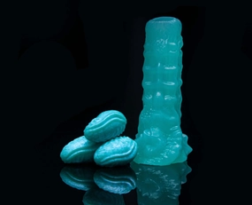 Aquarius the Zodiac Ovipositor with Kelpie Eggs: Jan 20 - Feb 18