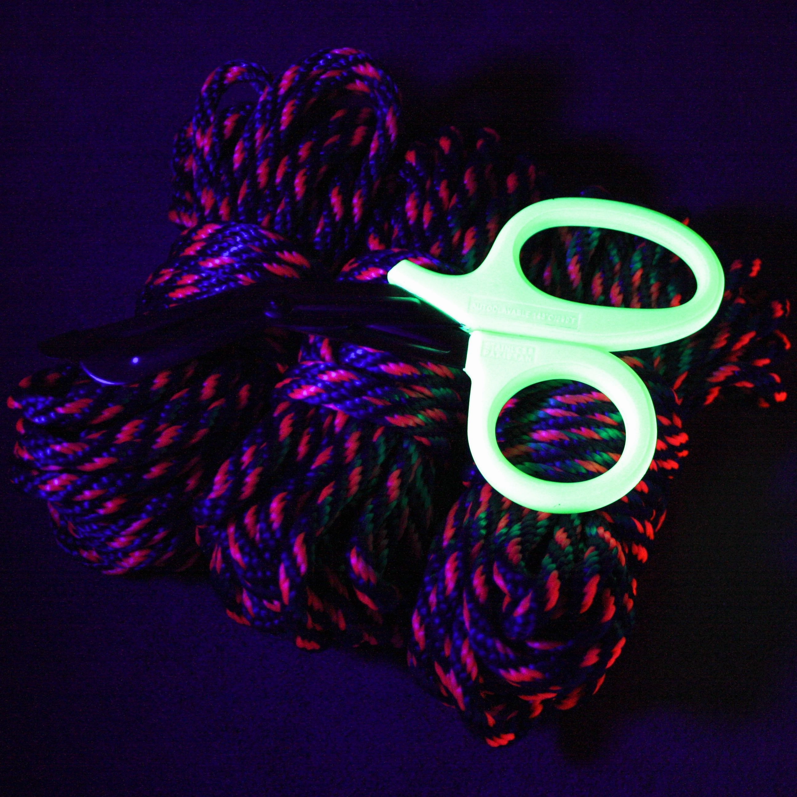 Blacklight Reactive Bondage Rope - 1/4 / 6mm  -  Custom Length - UV Reactive