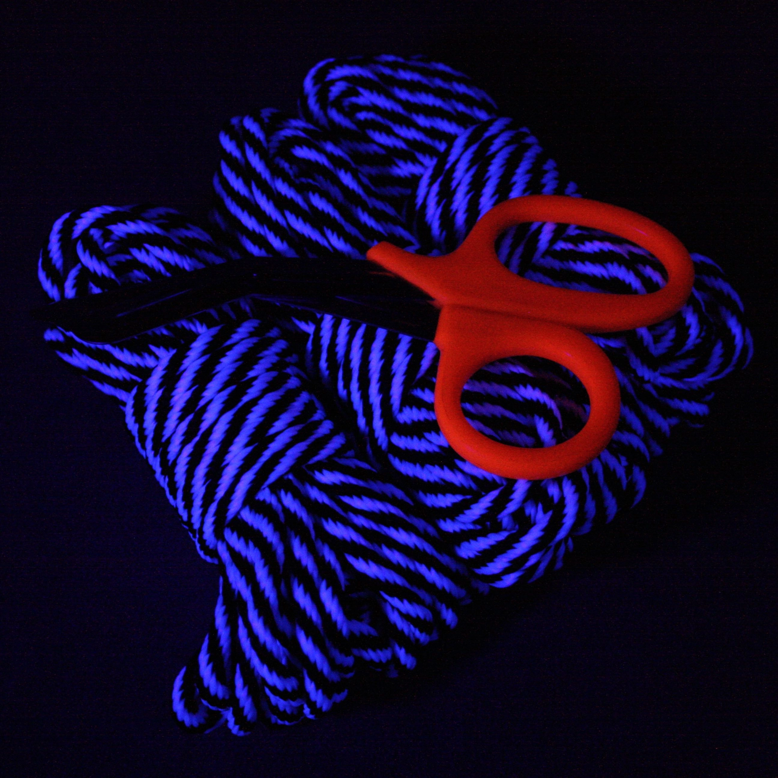 Blacklight Reactive Bondage Rope - 1/4 / 6mm  -  Custom Length - UV Reactive