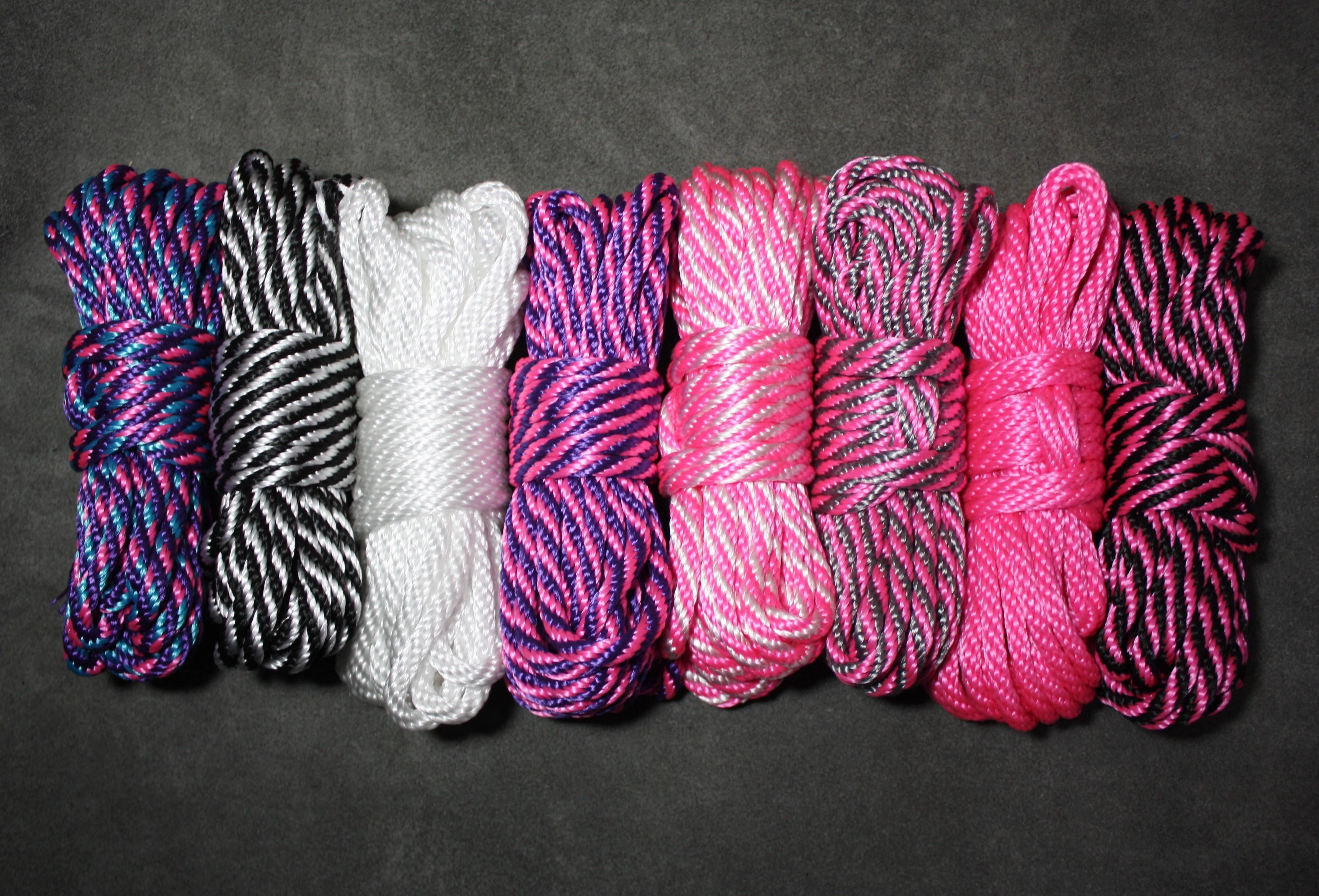 Blacklight Reactive Bondage Rope - 1/4 / 6mm  -  Custom Length - UV Reactive