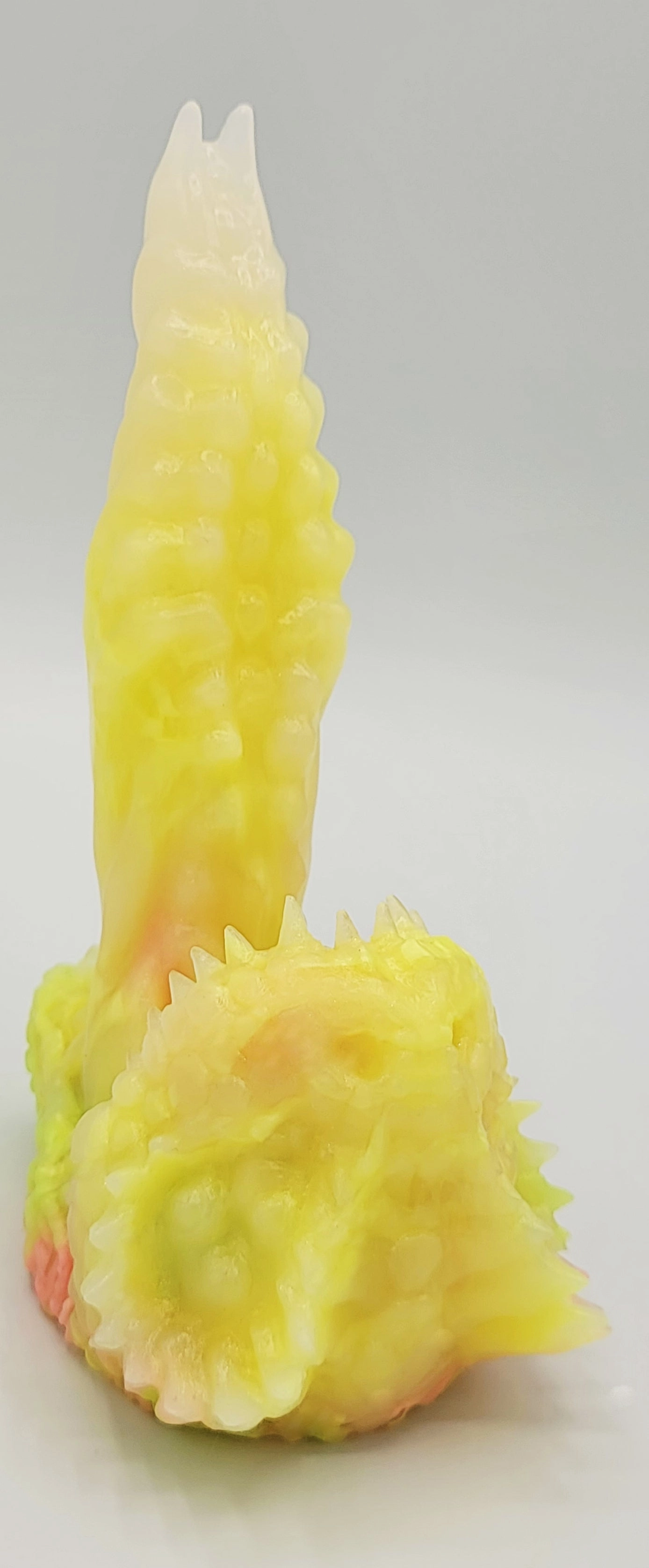 Mini Tallfang's Maw - GITD Medium silicone - TM-413