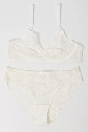 White Lace Lingerie Set
